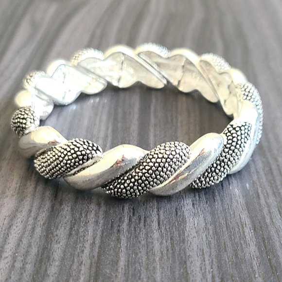 Cute Elastic Stretch Bracelet Vintage/Black & Silver/ Band Bracelet/Elegant - Picture 3 of 13